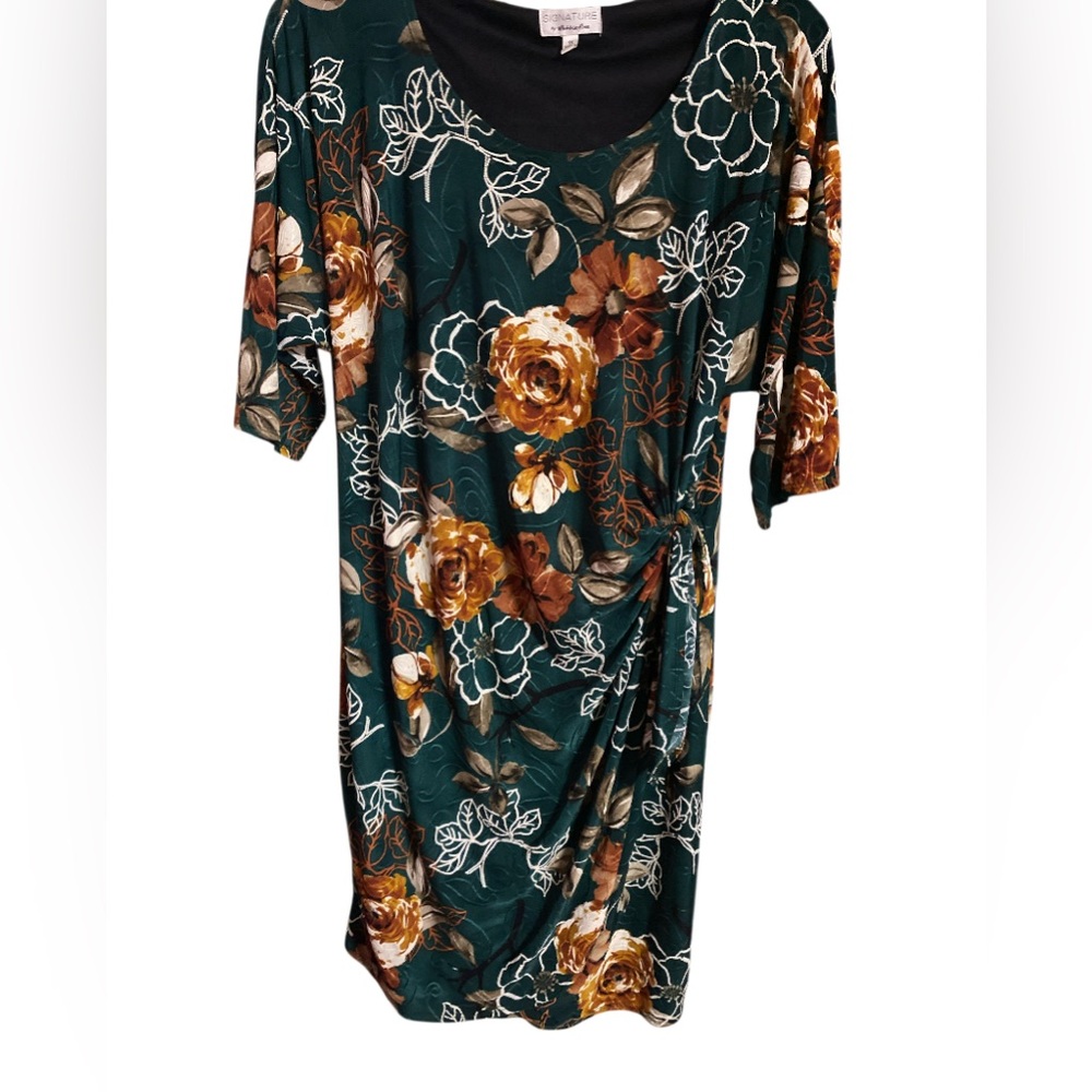 Signature by Robbie Bee • Floral • Quarter Sleeve •Dress - Picture 2 of 5